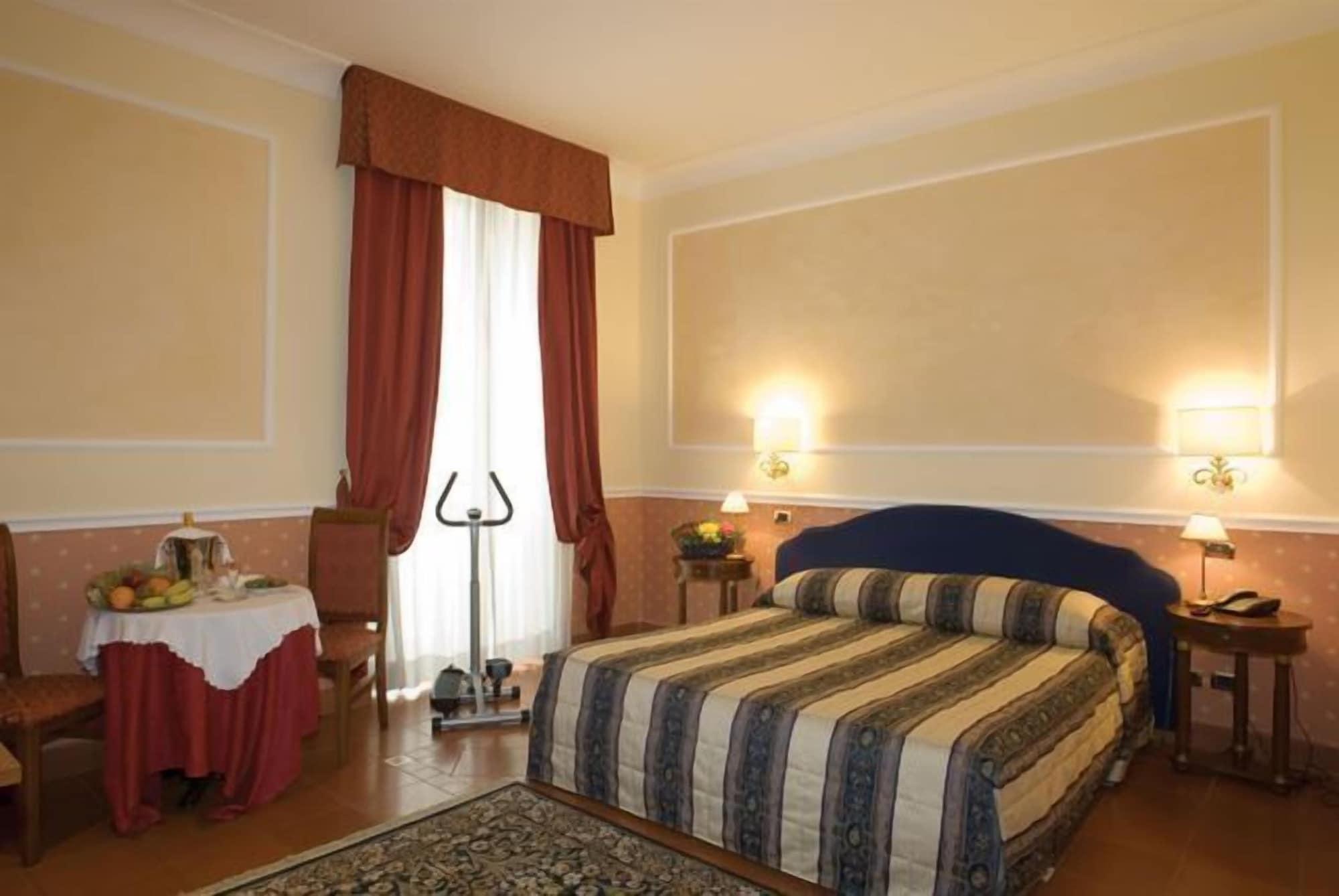Relais Hotel Antico Palazzo Rospigliosi Róma Kültér fotó