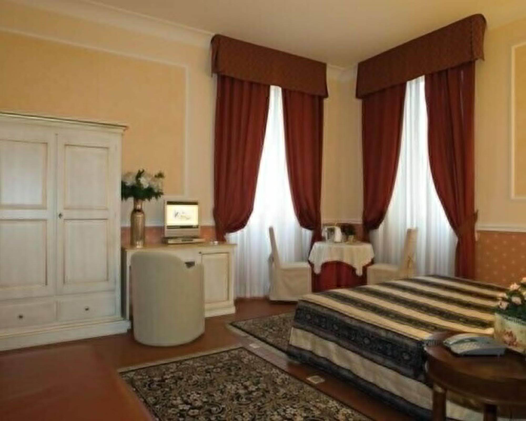 Relais Hotel Antico Palazzo Rospigliosi Róma Kültér fotó